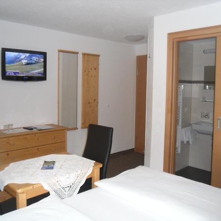Bed and Breakfast Gruenwaldhof Тукс Екстер'єр фото