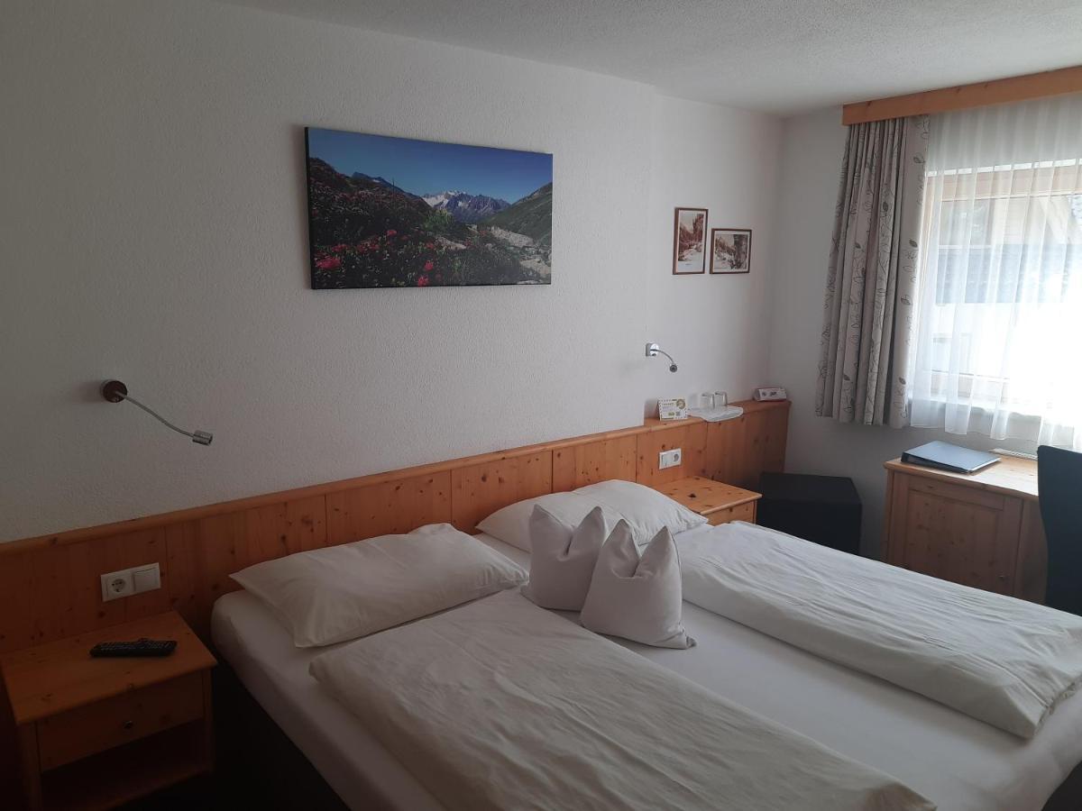 Bed and Breakfast Gruenwaldhof Тукс Екстер'єр фото
