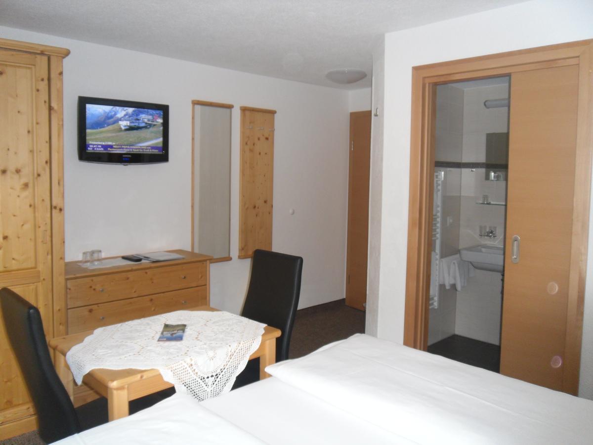 Bed and Breakfast Gruenwaldhof Тукс Екстер'єр фото