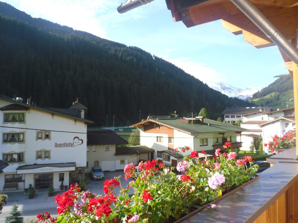 Bed and Breakfast Gruenwaldhof Тукс Екстер'єр фото