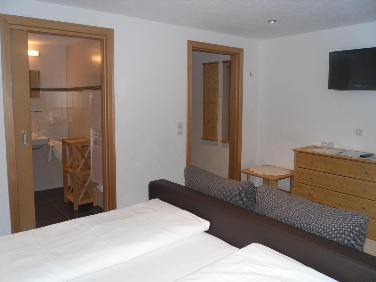 Bed and Breakfast Gruenwaldhof Тукс Екстер'єр фото
