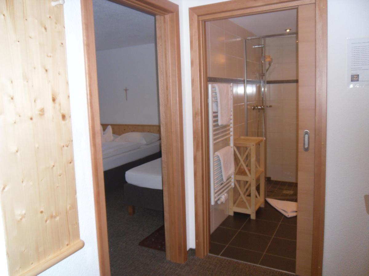 Bed and Breakfast Gruenwaldhof Тукс Екстер'єр фото