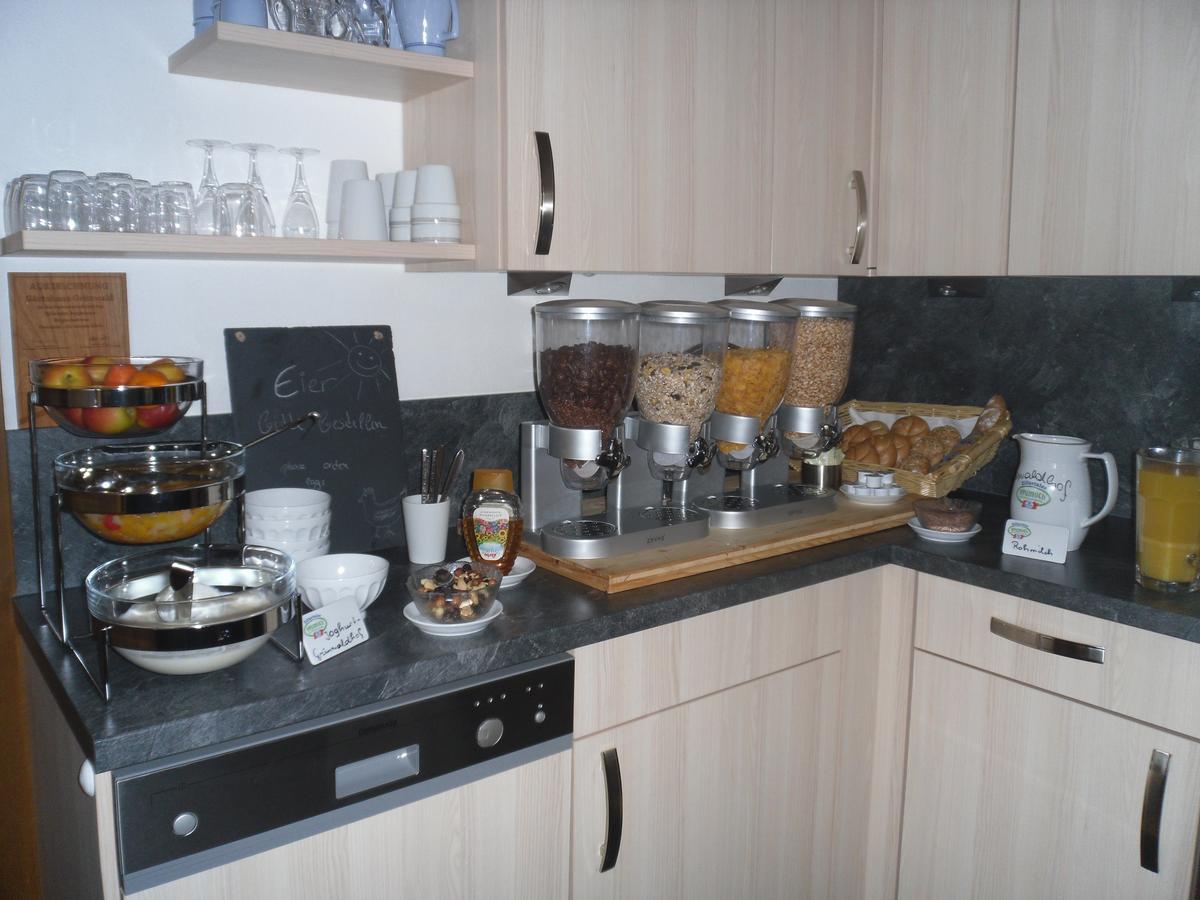Bed and Breakfast Gruenwaldhof Тукс Екстер'єр фото